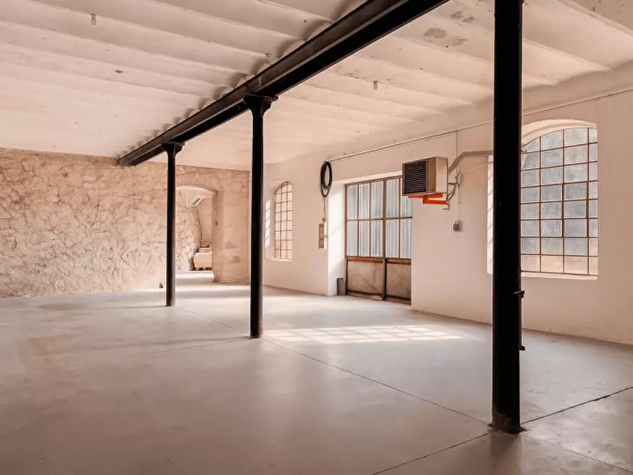 Immagine 14 di Capannone industriale in vendita  in santorso a Schio