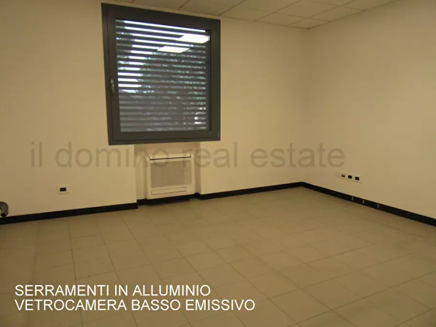 Immagine 5 di Capannone industriale in vendita  in Via prima strada a Padova