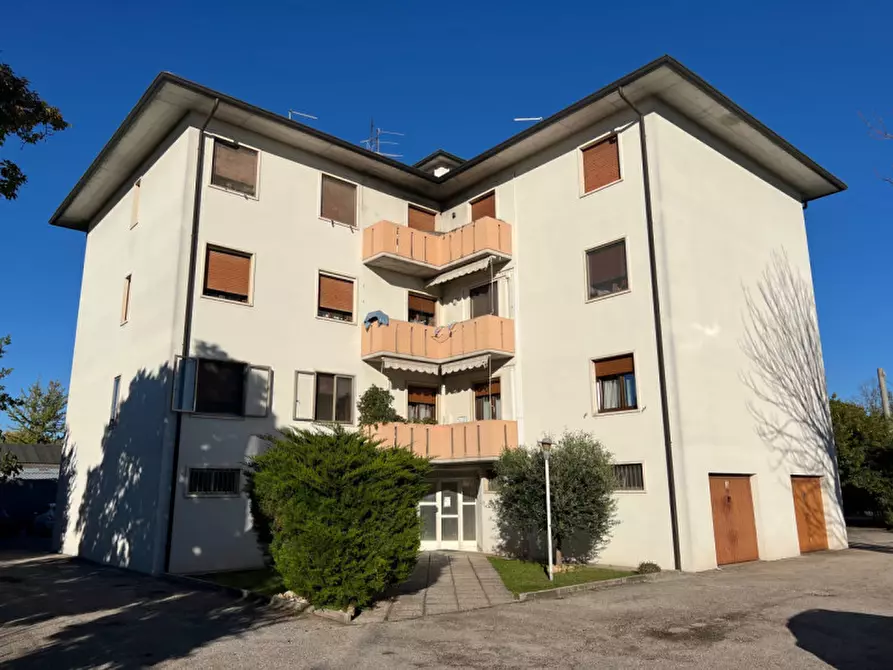 Immagine 7 di Appartamento in vendita  in Via Zara a Lonigo