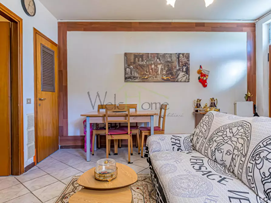 Immagine 11 di Appartamento in vendita  in Via Landolfo da Carcano a Albavilla