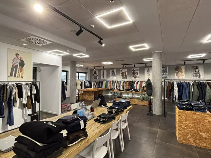 Immagine 12 di Ufficio in affitto  in Viale della Navigazione Interna a Padova