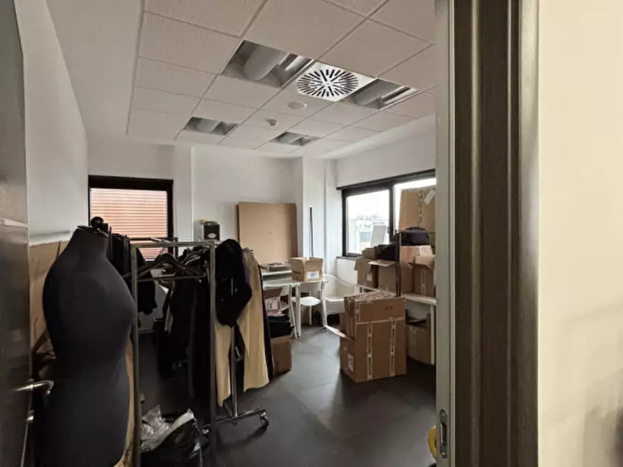 Immagine 13 di Ufficio in affitto  in Viale della Navigazione Interna a Padova