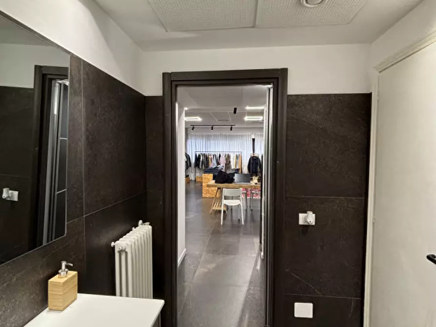 Immagine 19 di Ufficio in affitto  in Viale della Navigazione Interna a Padova