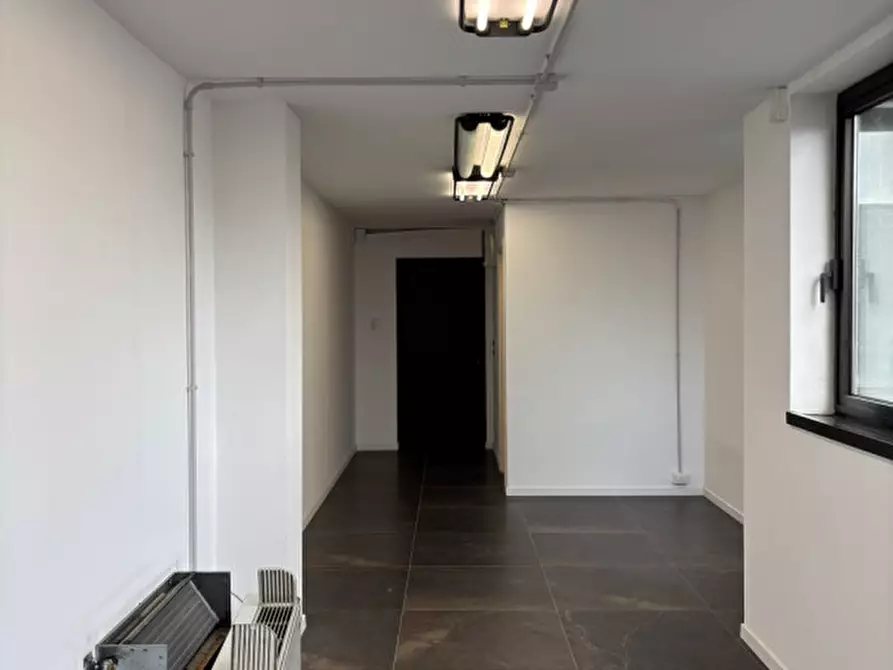 Immagine 21 di Ufficio in affitto  in Viale della Navigazione Interna a Padova
