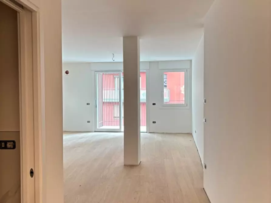 Immagine 11 di Appartamento in vendita  in Corso Milano a Padova