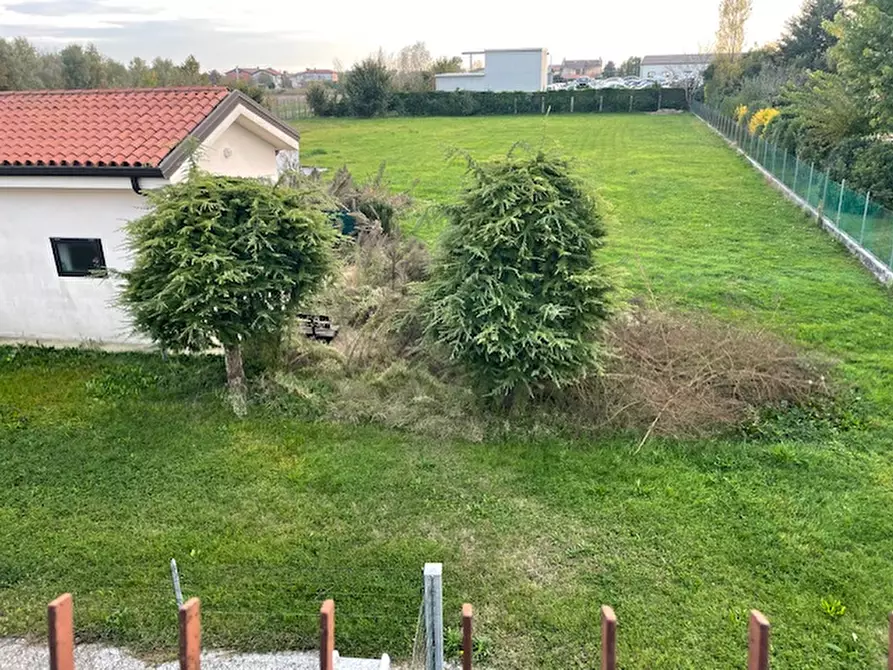 Immagine 15 di Casa bifamiliare in vendita  a Campolongo Maggiore