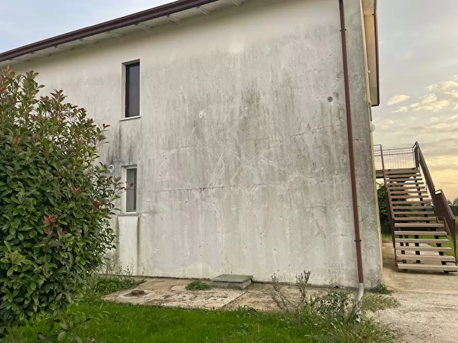 Immagine 20 di Casa bifamiliare in vendita  a Campolongo Maggiore