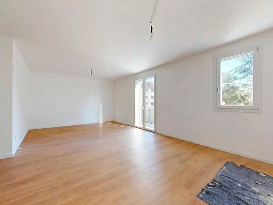 Immagine 3 di Appartamento in vendita  in Via Valle 35 a Vicenza