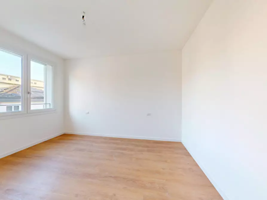 Immagine 5 di Appartamento in vendita  in Via Valle 35 a Vicenza