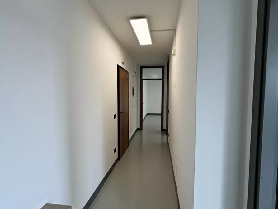 Immagine 5 di Ufficio in affitto  in via del santo a Limena