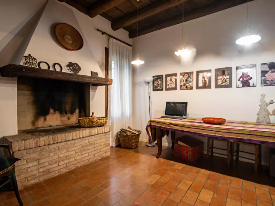 Immagine 6 di Casa bifamiliare in vendita  a Due Carrare