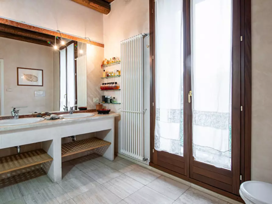 Immagine 21 di Casa bifamiliare in vendita  a Due Carrare