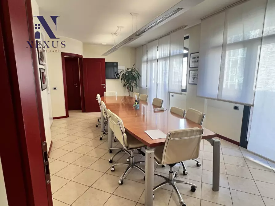 Immagine 7 di Ufficio in affitto  in Via Roma a Fano