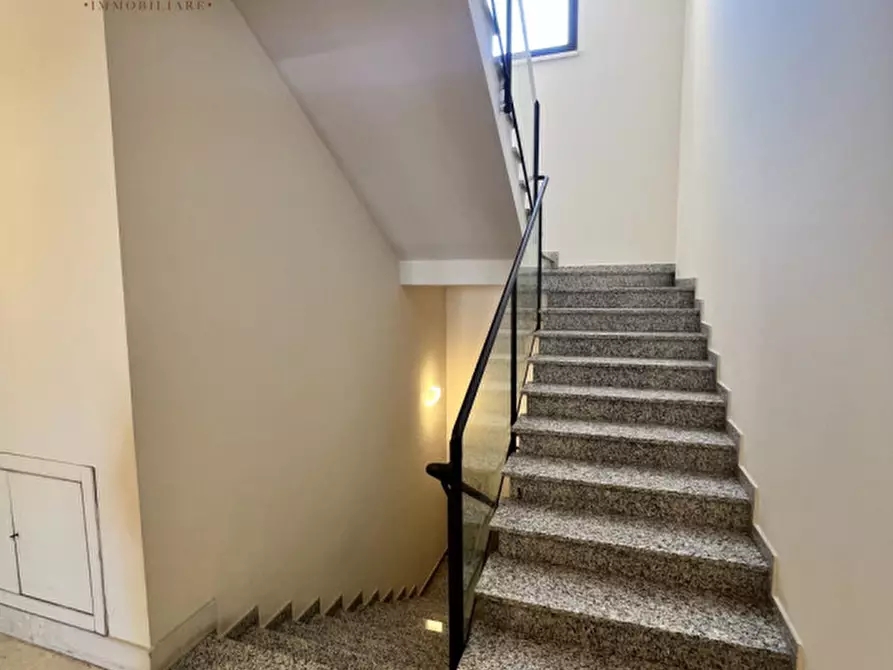 Immagine 25 di Ufficio in affitto  in Via Roma a Fano