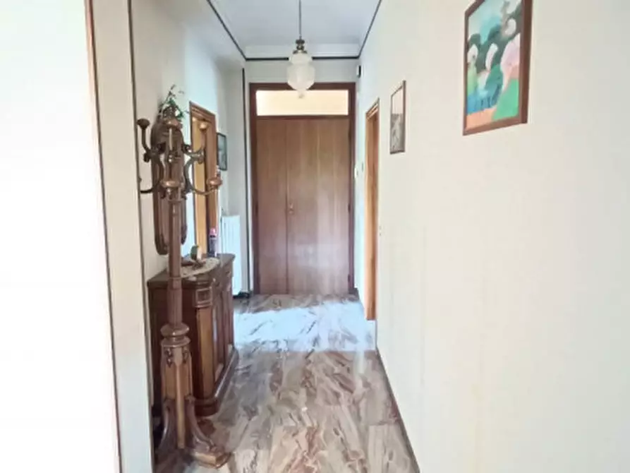 Immagine 6 di Appartamento in vendita  in CONTRADA FURIASSE a Macerata