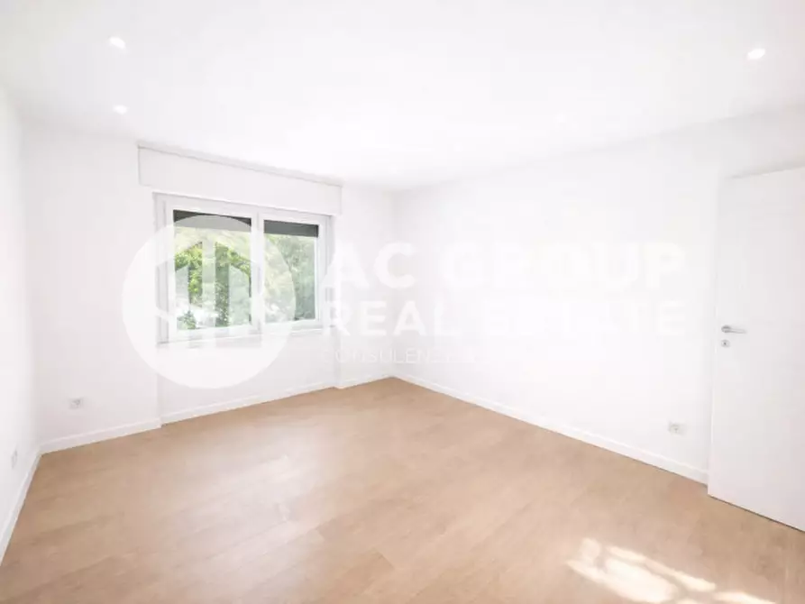 Immagine 1 di Appartamento in vendita  in via sampietro a Saronno