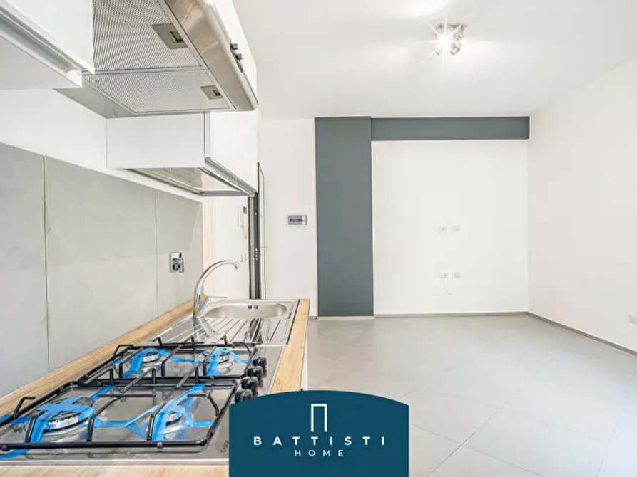 Immagine 4 di Appartamento in affitto  in Lungotevere Grande Ammiraglio Thaon di Revel a Roma