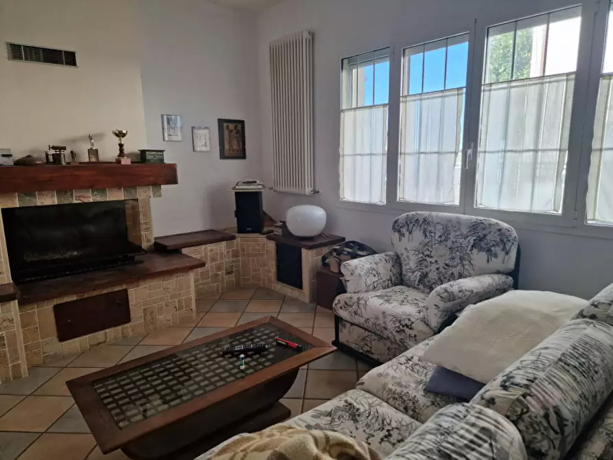 Immagine 2 di Villa in vendita  in Via Cervese a Cervia