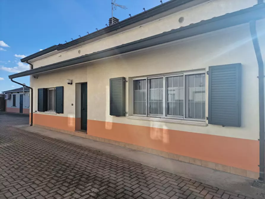 Immagine 4 di Villa in vendita  in Via Cervese a Cervia