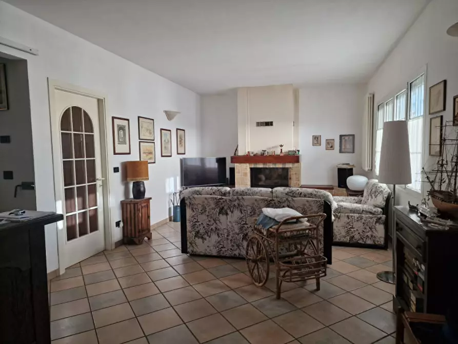Immagine 9 di Villa in vendita  in Via Cervese a Cervia