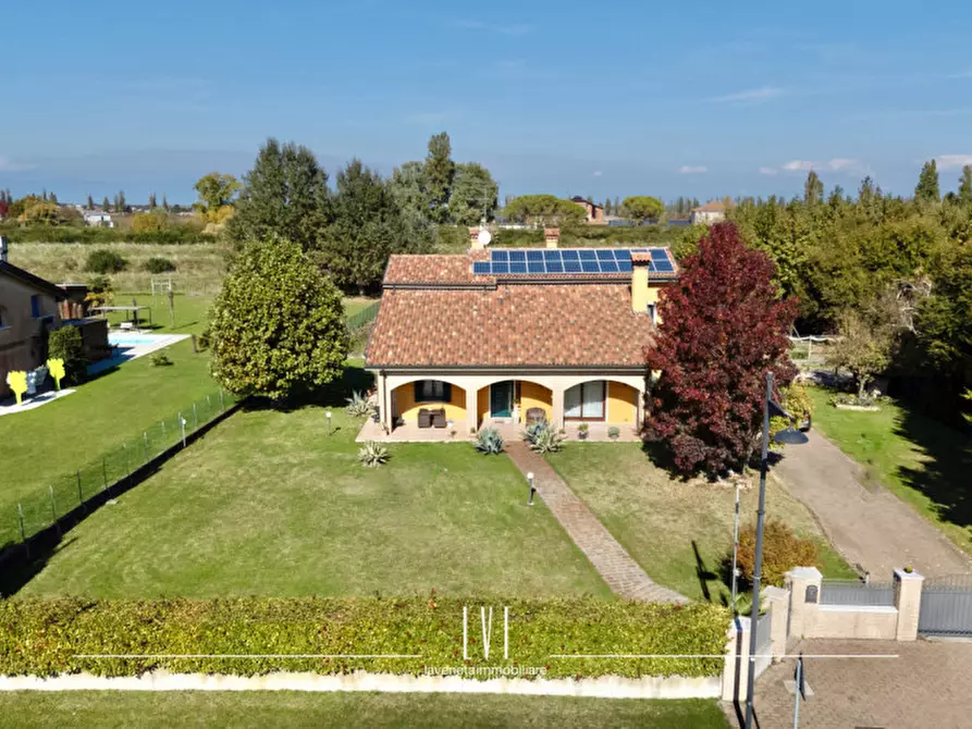 Immagine 5 di Villa in vendita  in Via Località Sant'Elena 33 a Torre Di Mosto