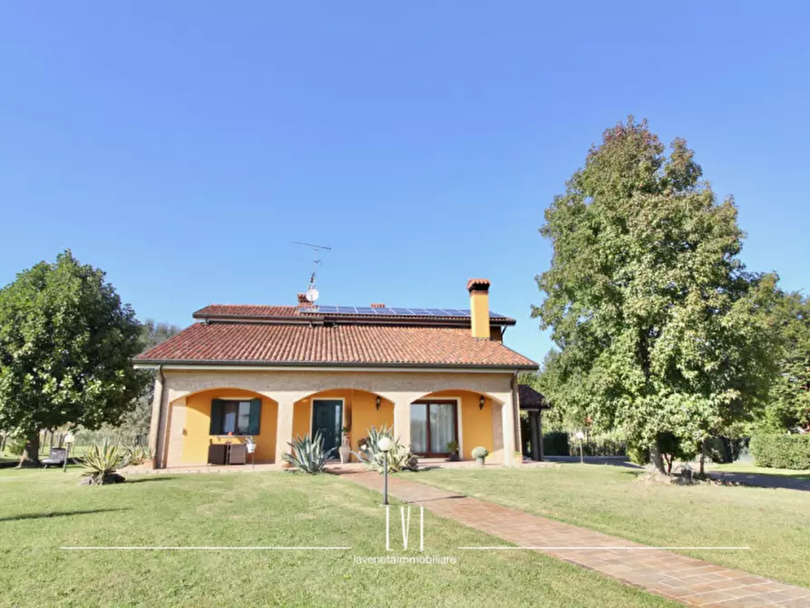 Immagine 12 di Villa in vendita  in Via Località Sant'Elena 33 a Torre Di Mosto