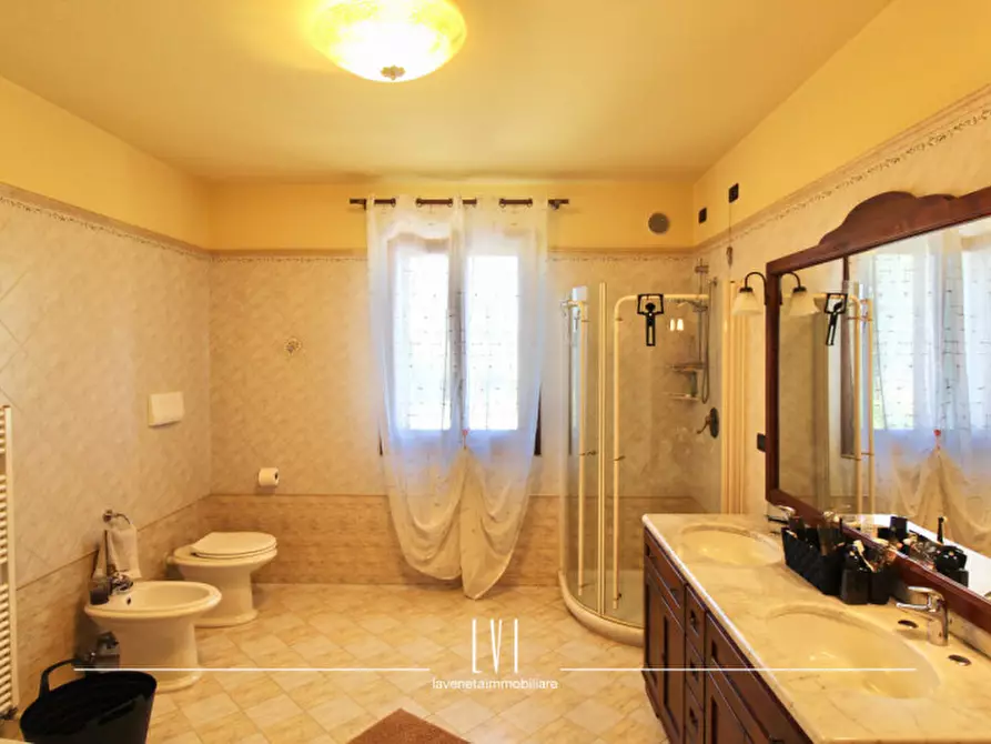 Immagine 37 di Villa in vendita  in Via Località Sant'Elena 33 a Torre Di Mosto
