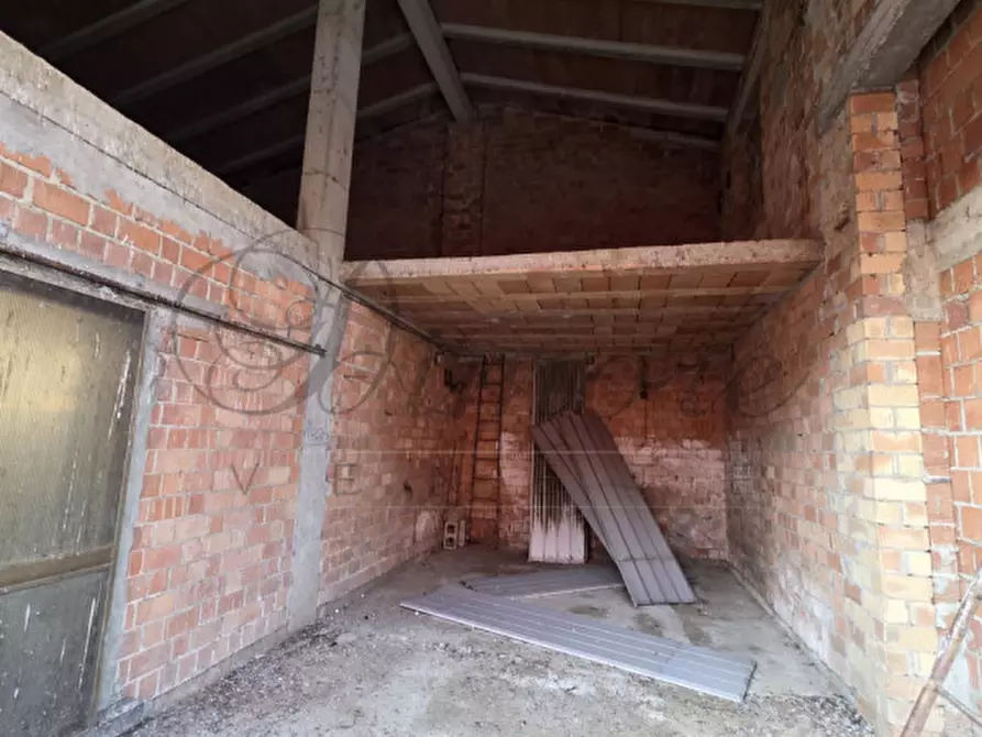 Immagine 9 di Rustico / casale in vendita  in VIA MARIUTTO a Mirano