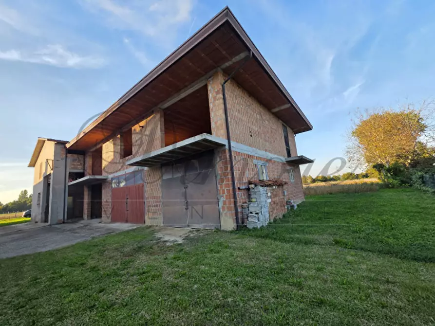 Immagine 17 di Rustico / casale in vendita  in VIA MARIUTTO a Mirano