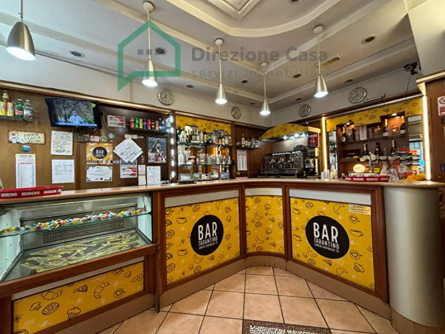 Immagine 11 di Attività commerciale in vendita  in corso garibaldi, 79 a Napoli