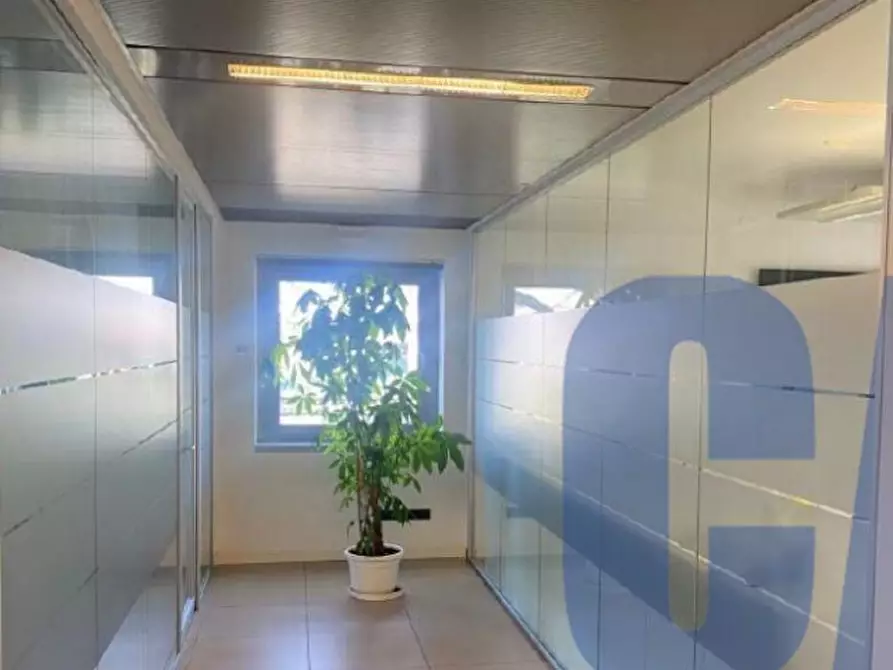 Immagine 8 di Ufficio in affitto  in VIA SETTEMBRINI L. a Lainate