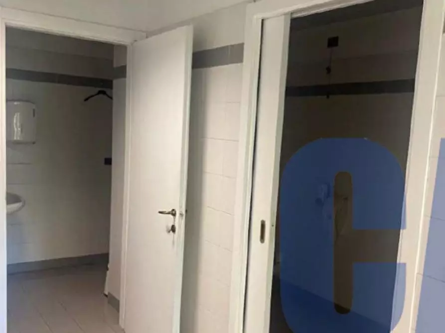 Immagine 12 di Ufficio in affitto  in VIA SETTEMBRINI L. a Lainate