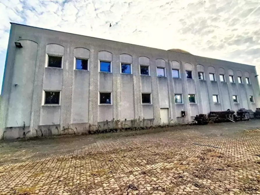 Immagine 1 di Capannone industriale in vendita  in Via Alessandro Volta, 2, 26020 Cappella Cantone CR, Italia a Cappella Cantone