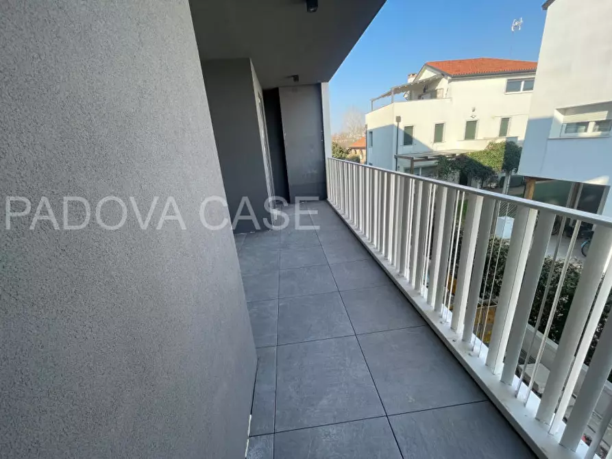 Immagine 8 di Appartamento in vendita  in via comino a Padova