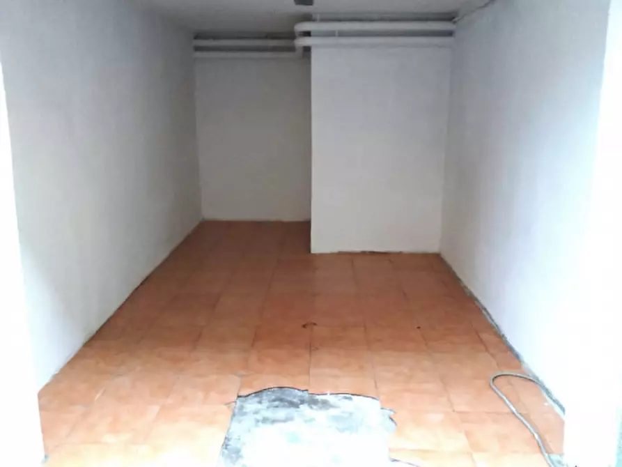 Immagine 1 di Magazzino in vendita  a Venezia