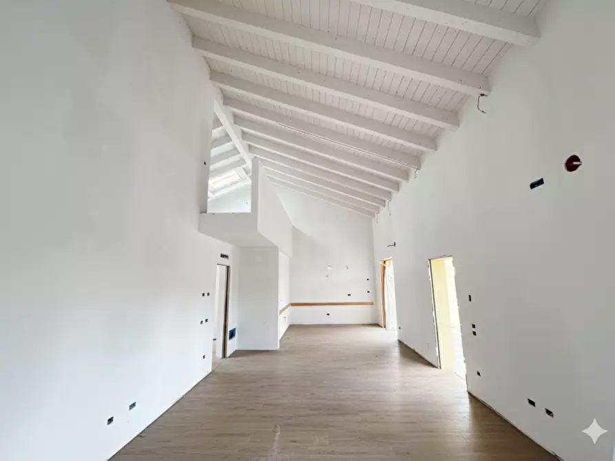 Immagine 8 di Villa in vendita  in Via Ramodipalo Centro snc a Lendinara