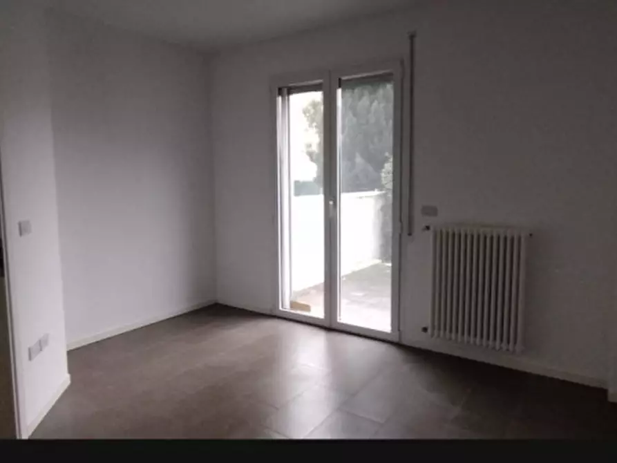 Immagine 13 di Appartamento in affitto  a Santarcangelo Di Romagna