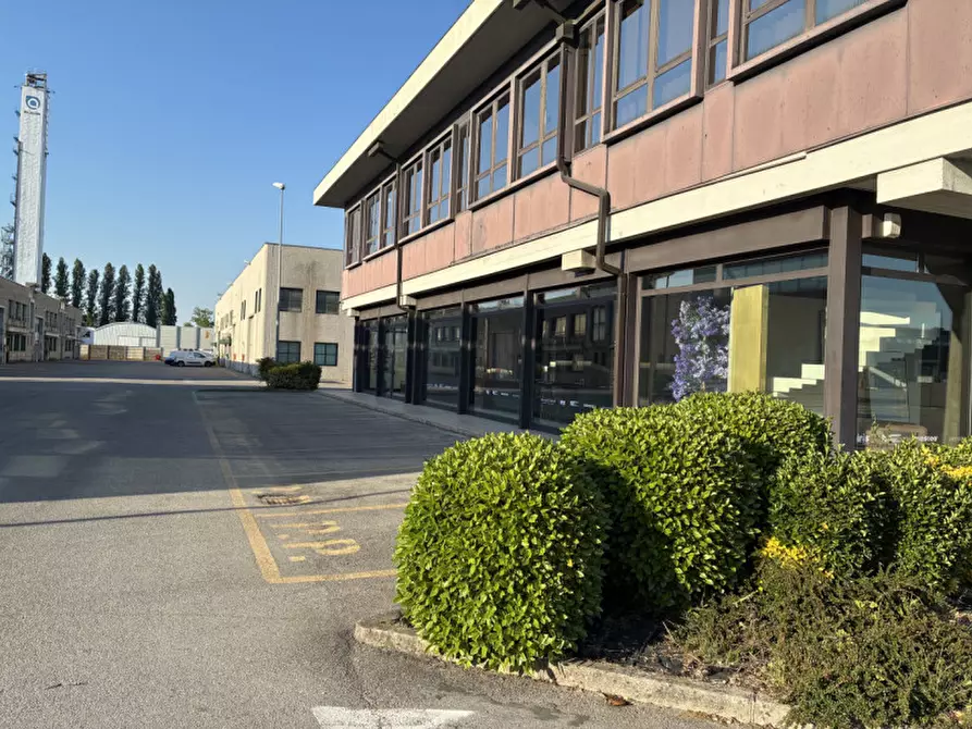 Immagine 1 di Ufficio in vendita  in Via Vigonovese a Padova