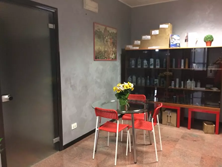 Immagine 13 di Ufficio in vendita  in Via Vigonovese a Padova