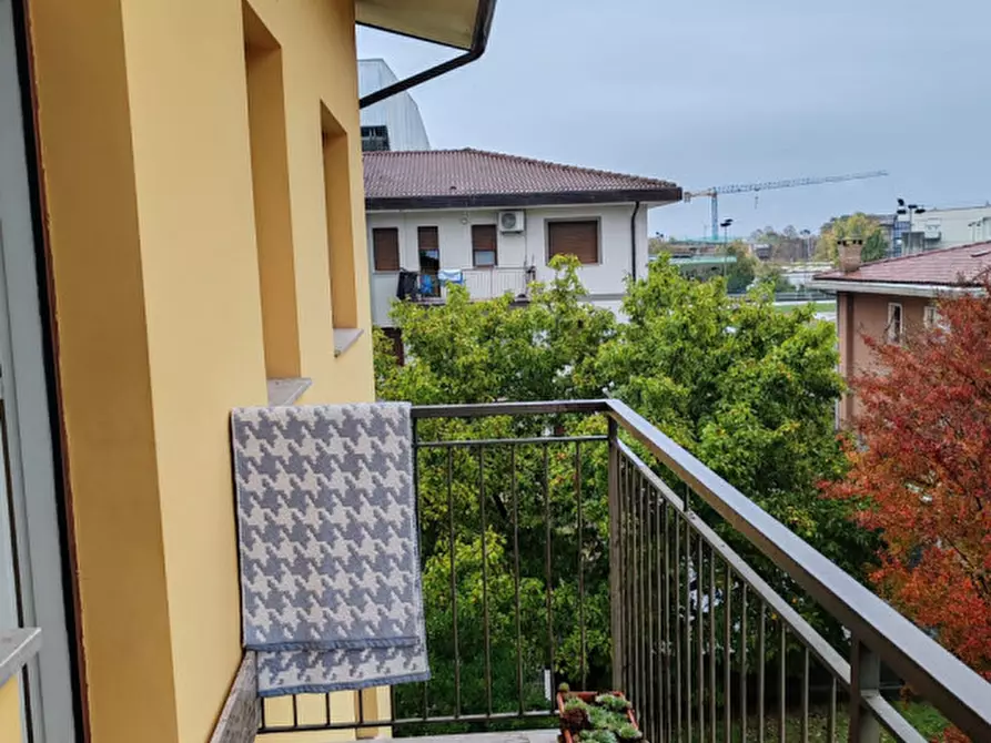 Immagine 3 di Appartamento in vendita  a Pordenone