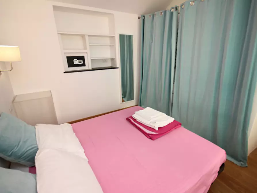 Immagine 16 di Appartamento in vendita  in vico stella a Genova