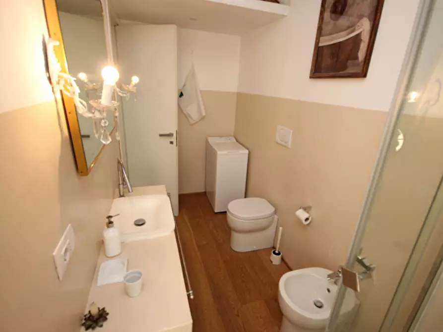 Immagine 21 di Appartamento in vendita  in vico stella a Genova