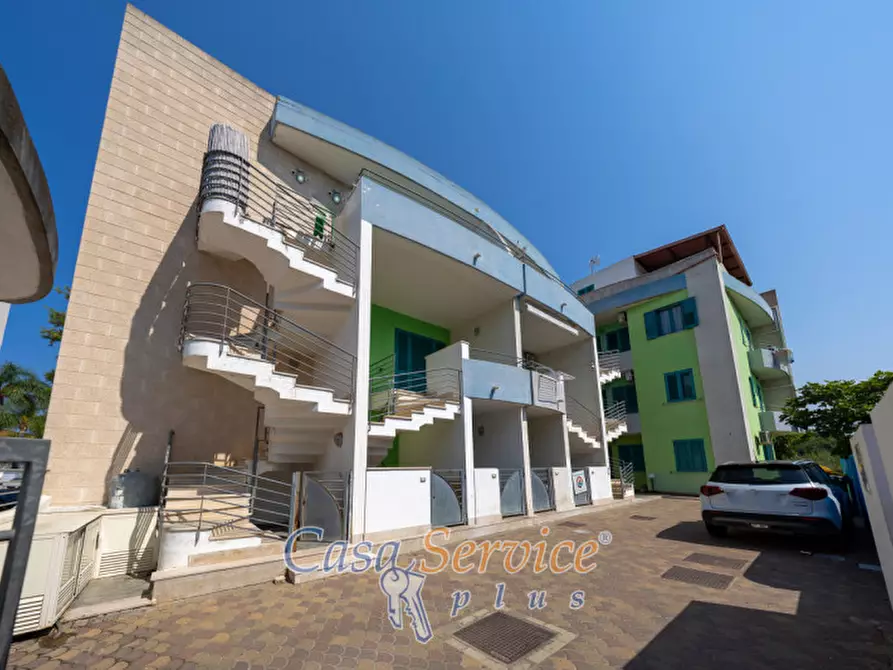 Immagine 22 di Appartamento in vendita  in Via Delle Robinie a Gallipoli