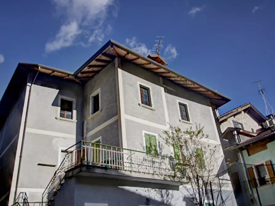 Immagine 1 di Appartamento in vendita  in Via del Dòs dei Còle a Porte Di Rendena