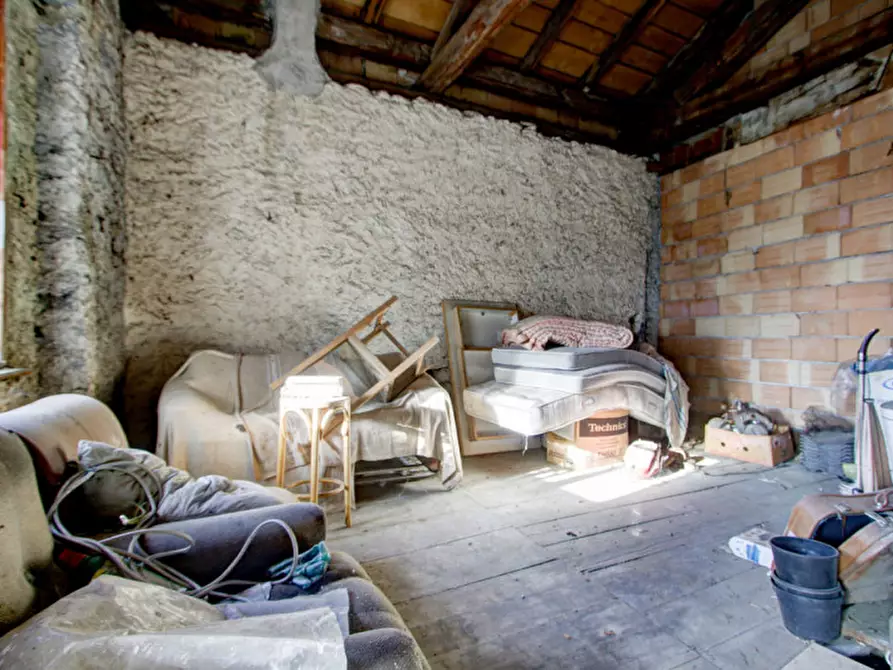 Immagine 13 di Appartamento in vendita  in Via del Dòs dei Còle a Porte Di Rendena