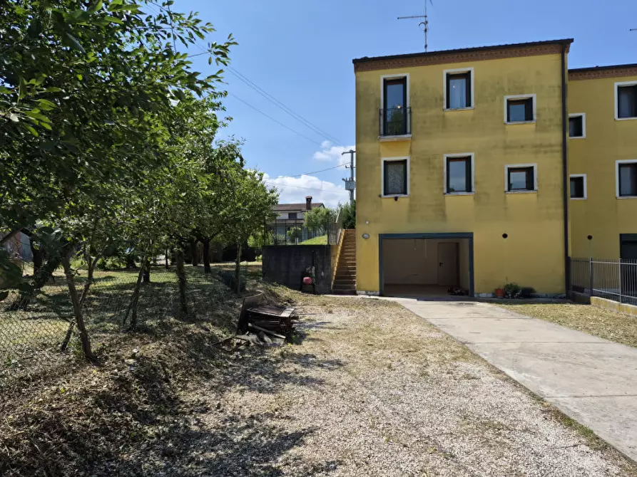 Immagine 29 di Casa bifamiliare in vendita  in via vo' di sotto a Vo