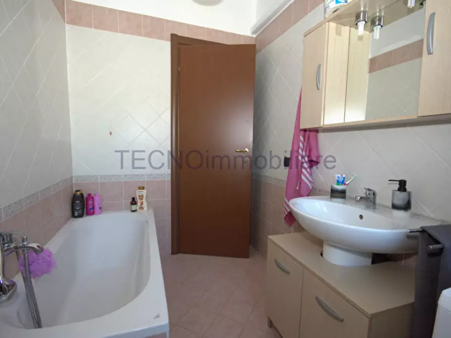 Immagine 9 di Appartamento in vendita  a Corciano