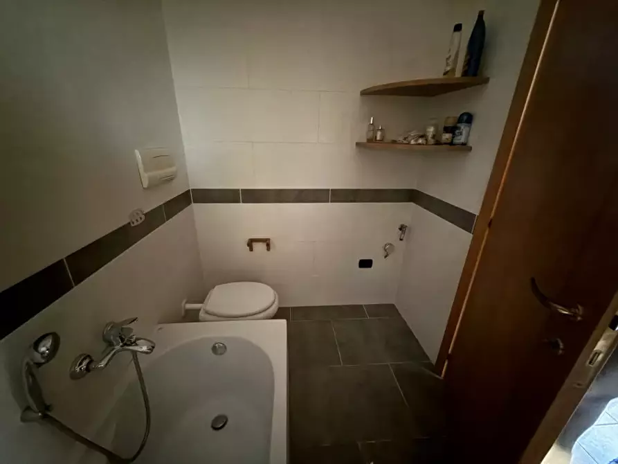 Immagine 28 di Appartamento in vendita  in Via Antonio Gramsci a Gaggiano