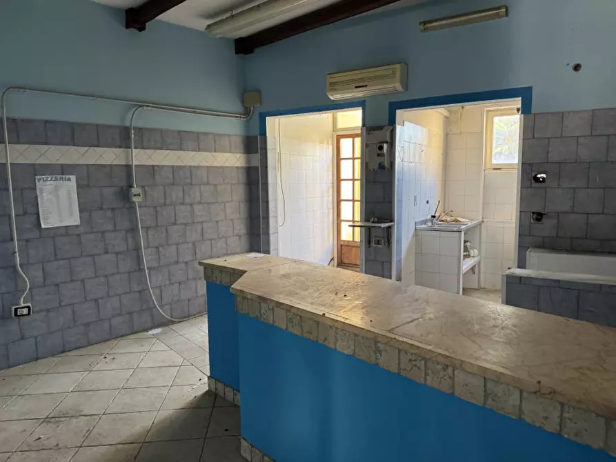 Immagine 5 di Negozio in vendita  in via italia 232 a Sant'anna Arresi