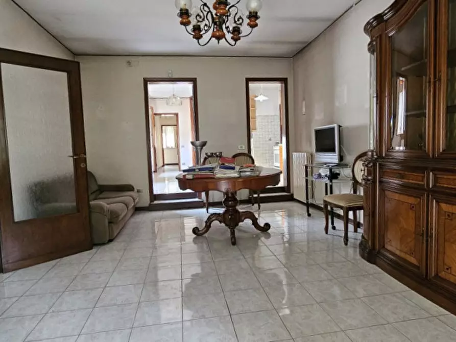 Immagine 2 di Appartamento in vendita  a Padova